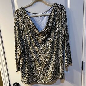 1x Liverpool 3/4 sleeve top greens, blacks & tans. Bundle for discount